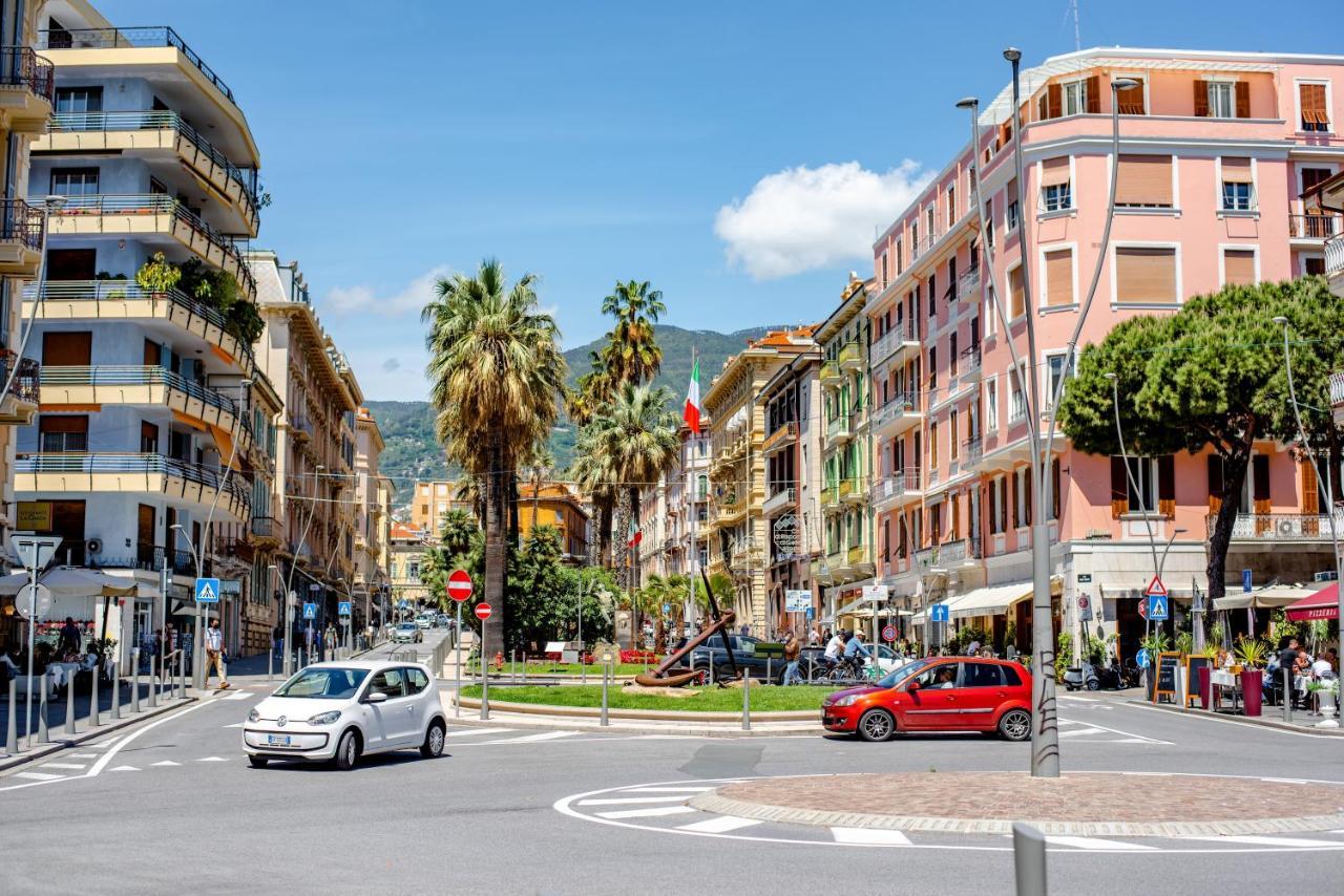 Beach Apartment In The Center San Remo Exterior foto